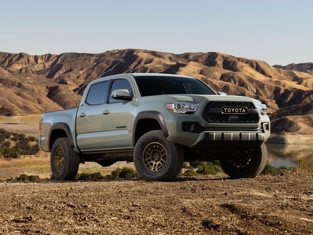 Toyota Tacoma Top Accessories - Making Your Taco Masterpiece