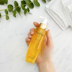 Secret to Clear, Nourished Skin: The Power of Cleansing Oils